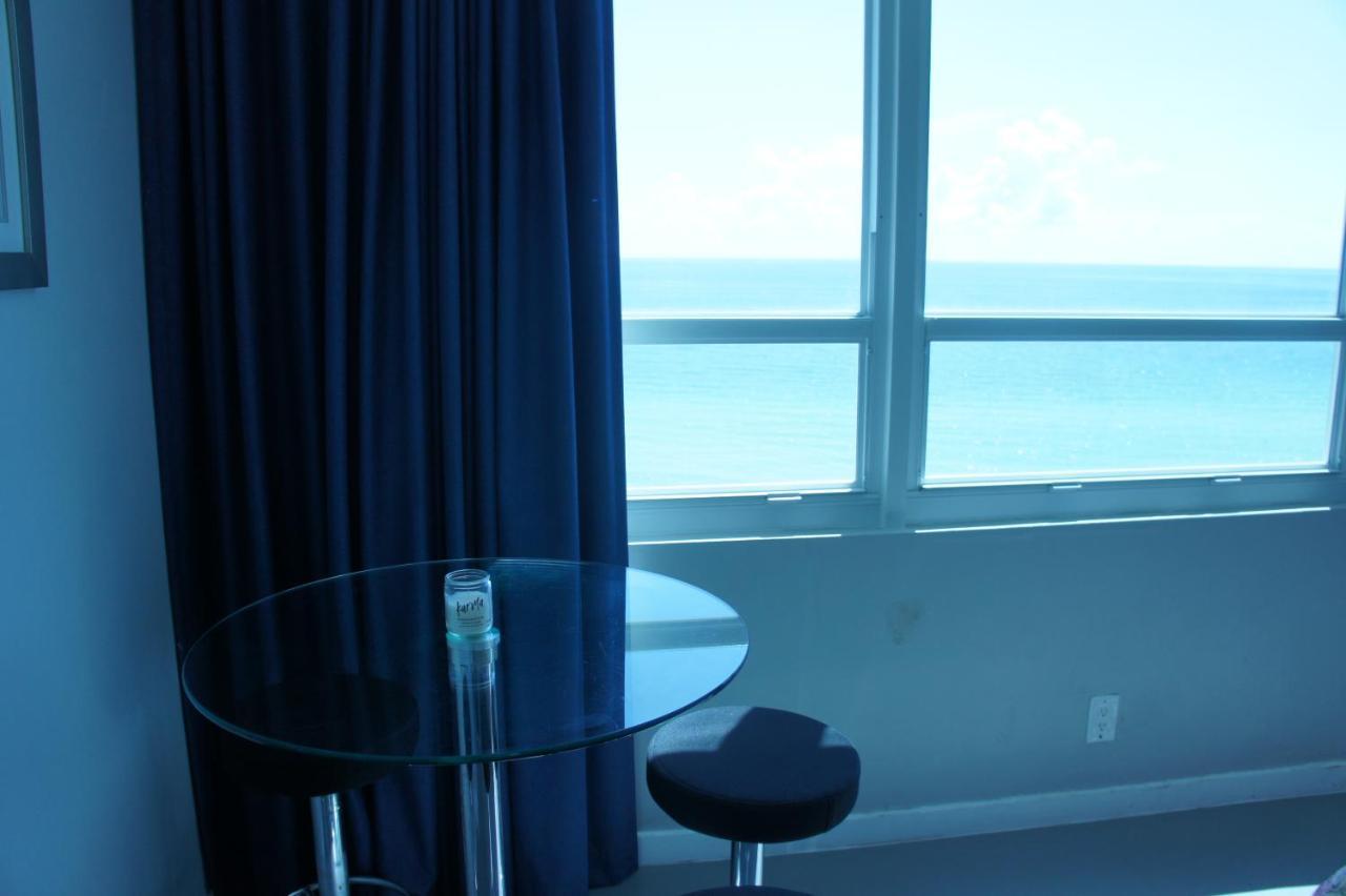 Castle 835 Oceanview Studio On Beach With Pool, Gym, Bars, And Free Parking ميامي بيتش المظهر الخارجي الصورة