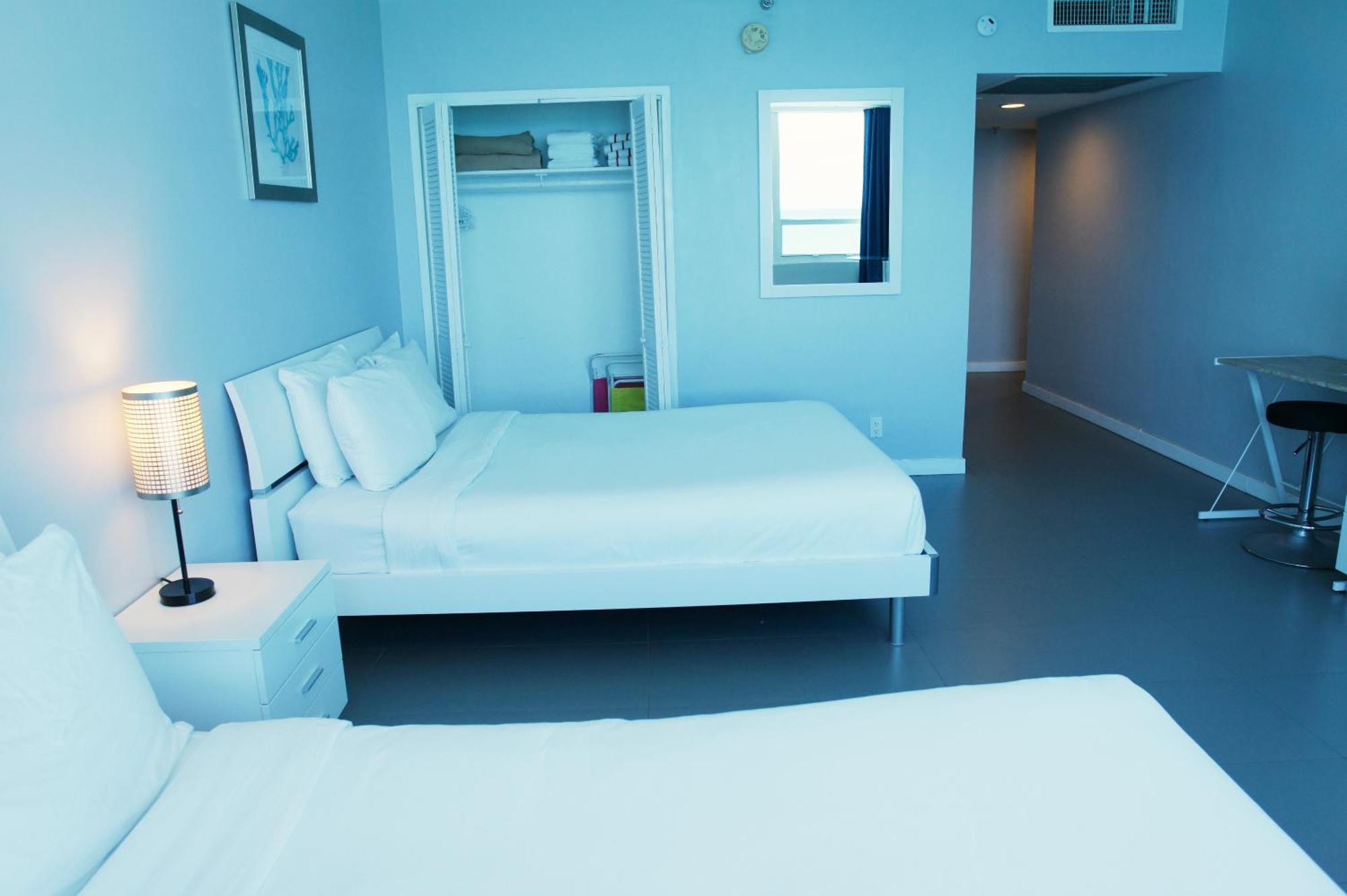 Castle 835 Oceanview Studio On Beach With Pool, Gym, Bars, And Free Parking ميامي بيتش المظهر الخارجي الصورة