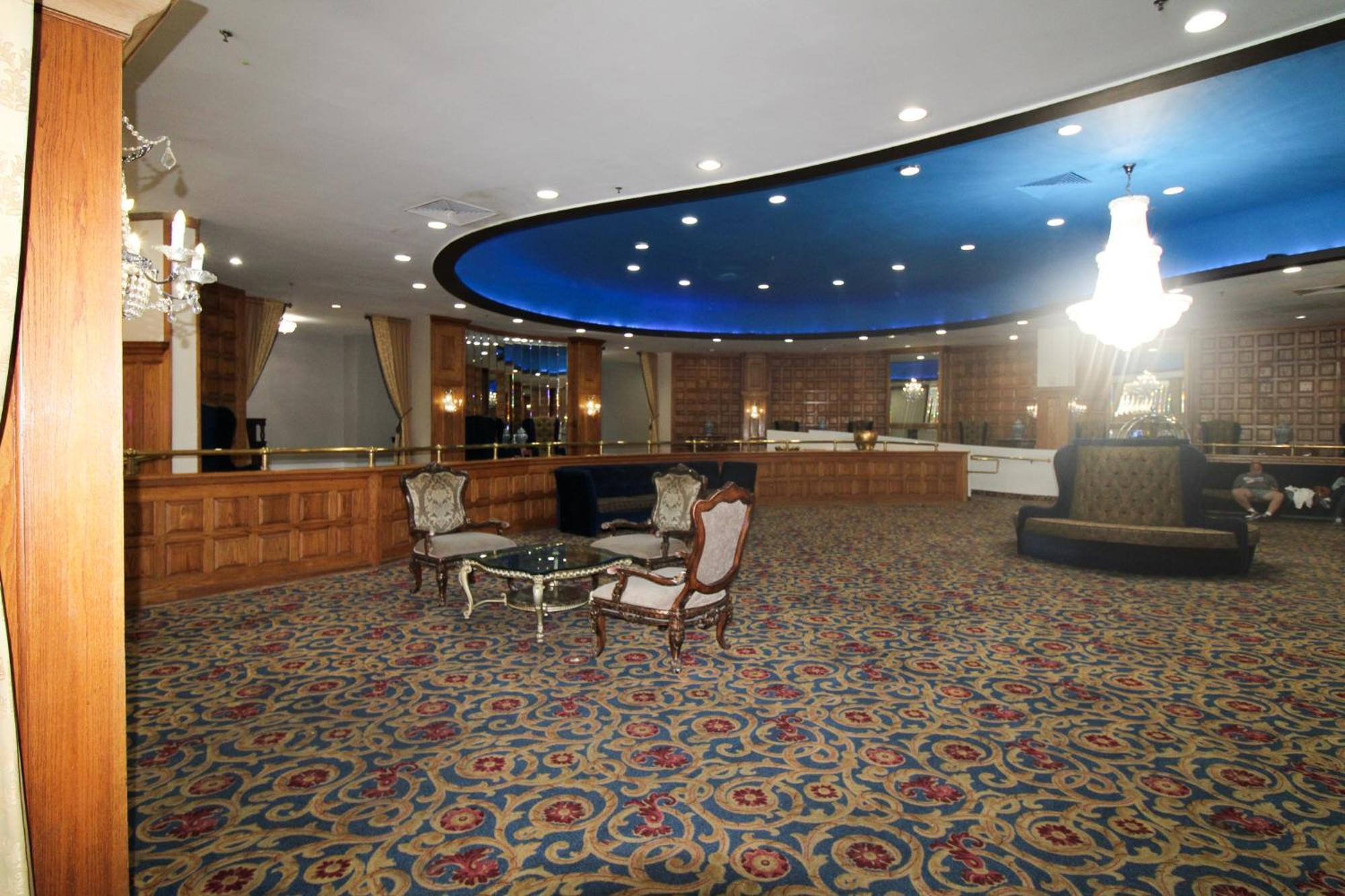 Castle 835 Oceanview Studio On Beach With Pool, Gym, Bars, And Free Parking ميامي بيتش المظهر الخارجي الصورة